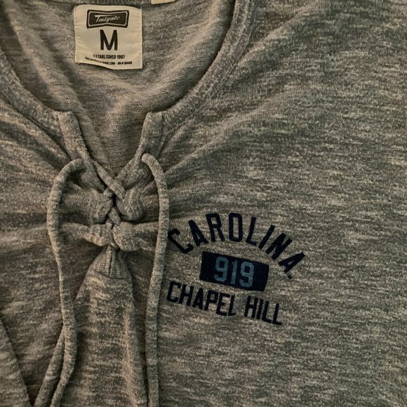 Tailgate University of North Carolina Long Sleeve Shirt - Medium - Picture 2 of 5